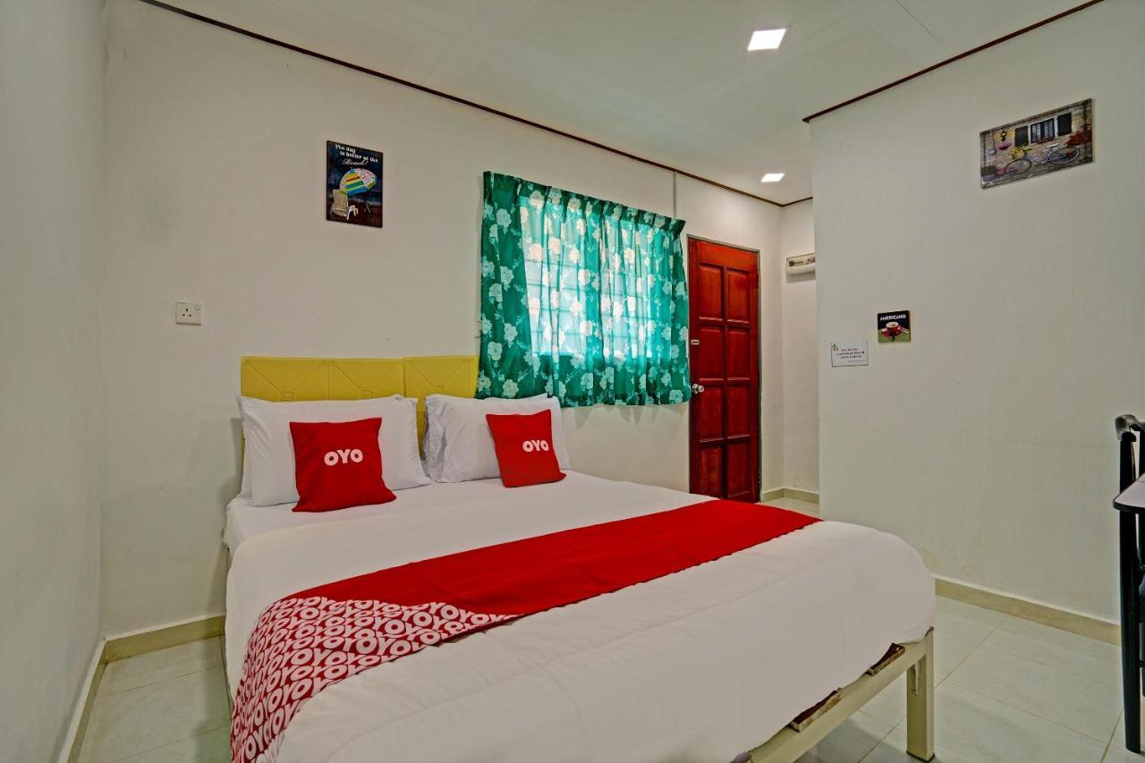 Capital O 90423 Teratai Chalet Ξενοδοχείο Kampong Raja Εξωτερικό φωτογραφία
