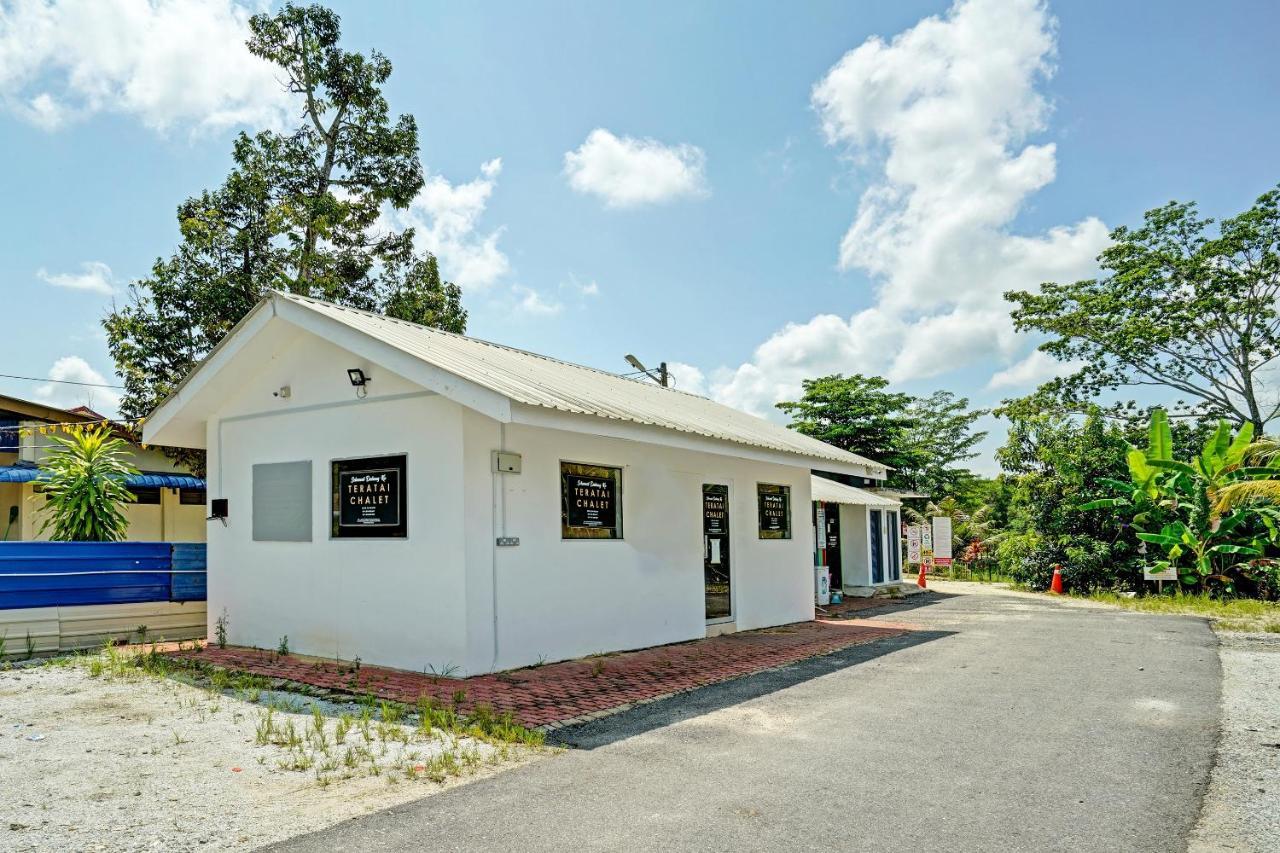 Capital O 90423 Teratai Chalet Ξενοδοχείο Kampong Raja Εξωτερικό φωτογραφία